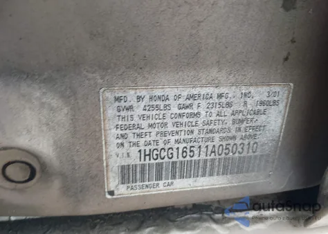 2001 Honda Accord 3.0 Ex z USA, uszkodzony, nr VIN 1HGCG16511A050310